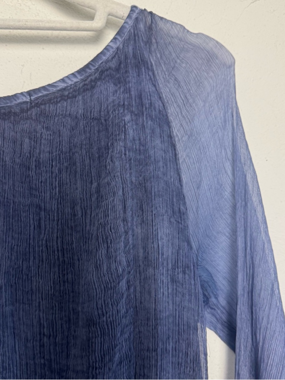 Tempo Paris Romantic Floral Flowing Lightweight Blouse - Picture 4 of 11